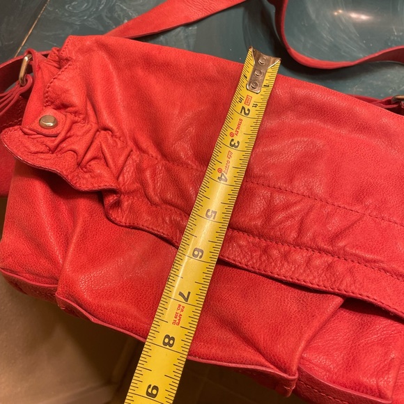 ByBios red Italian leather crossbody bag - Picture 8 of 8